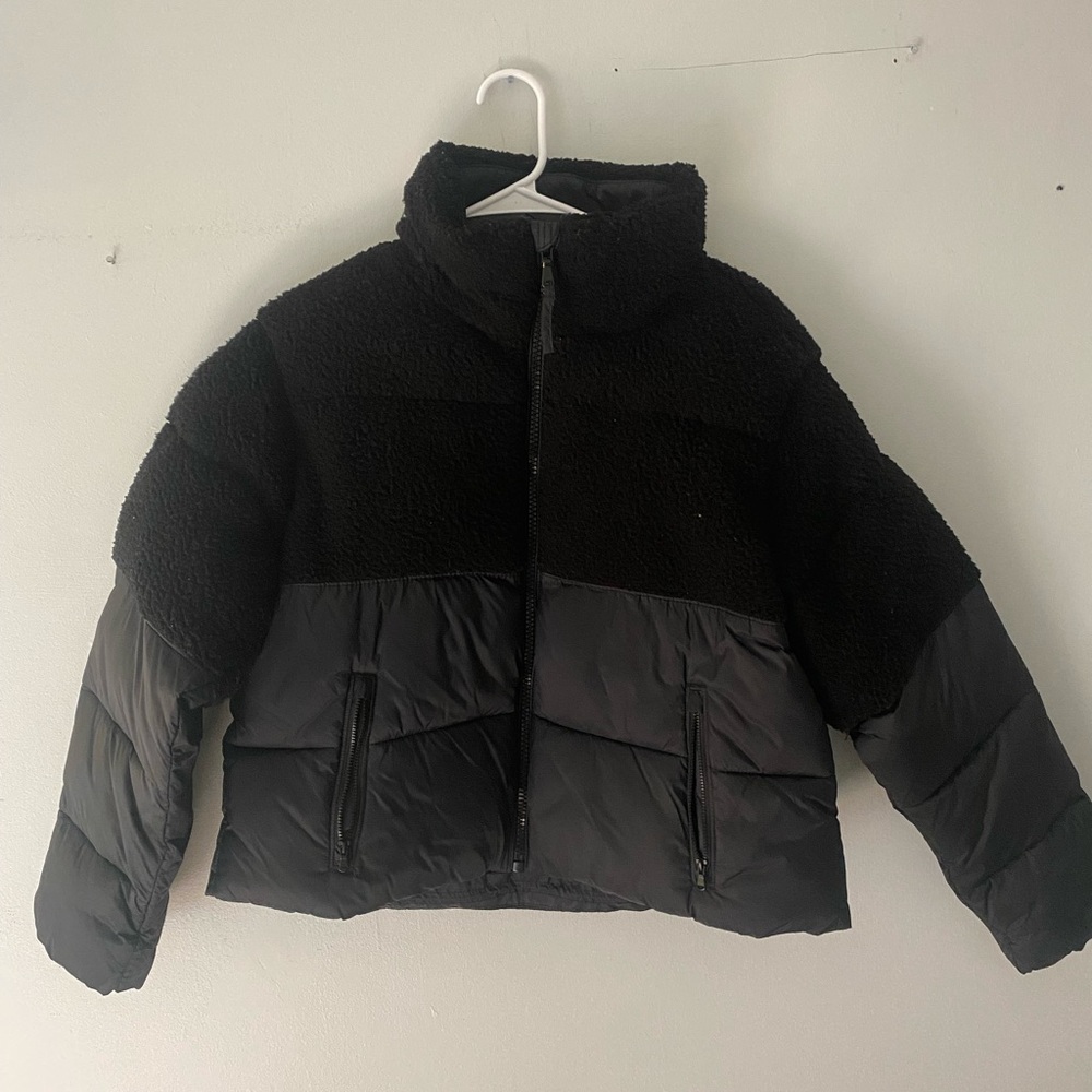 Old Navy Black Puffer Jacket